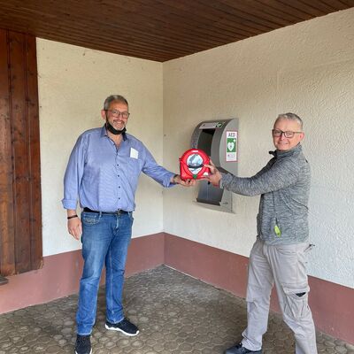 8_AED Bild 1 Himmelsberg