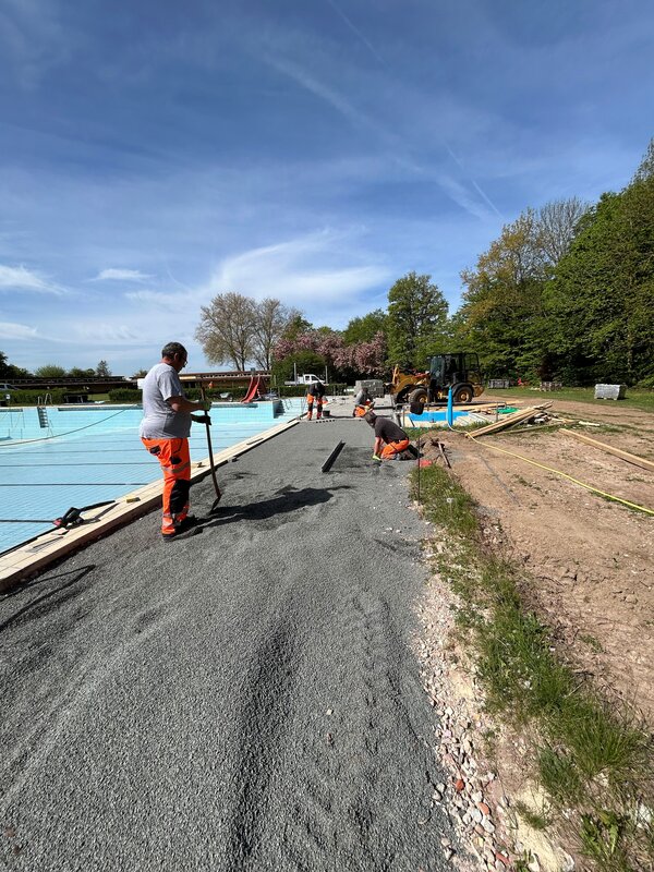 Bauma&szlig;nahmen Freibad 2026